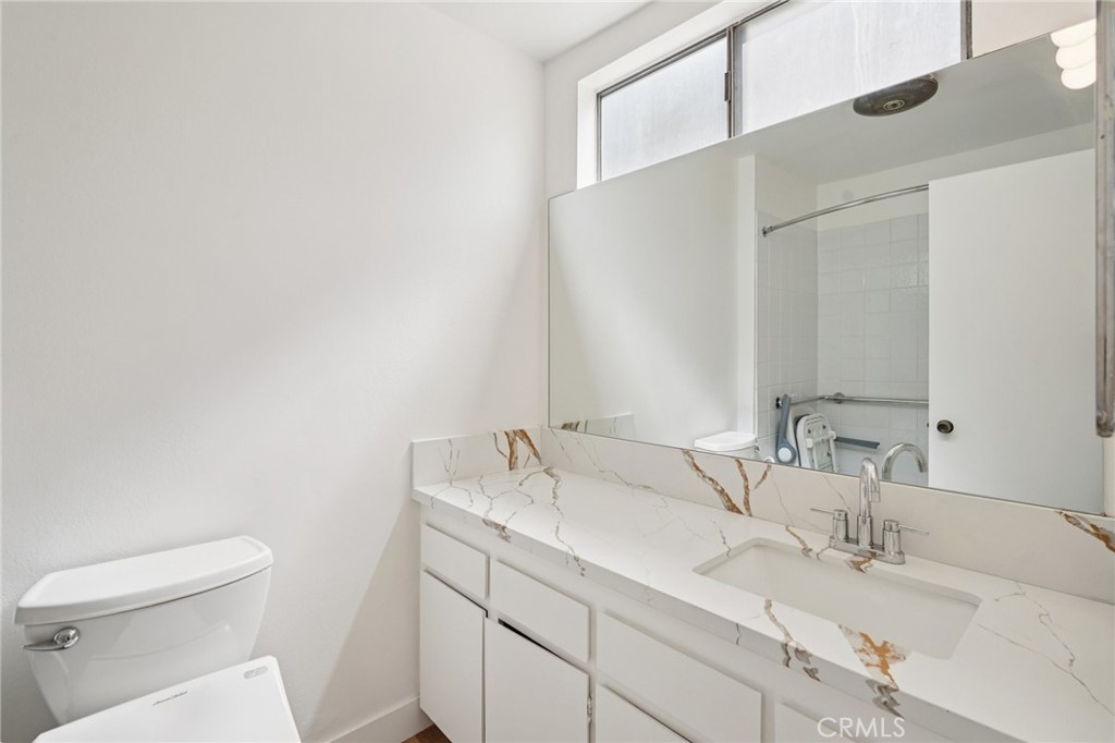 11813 Runnymede Street 27 Property Photo 8