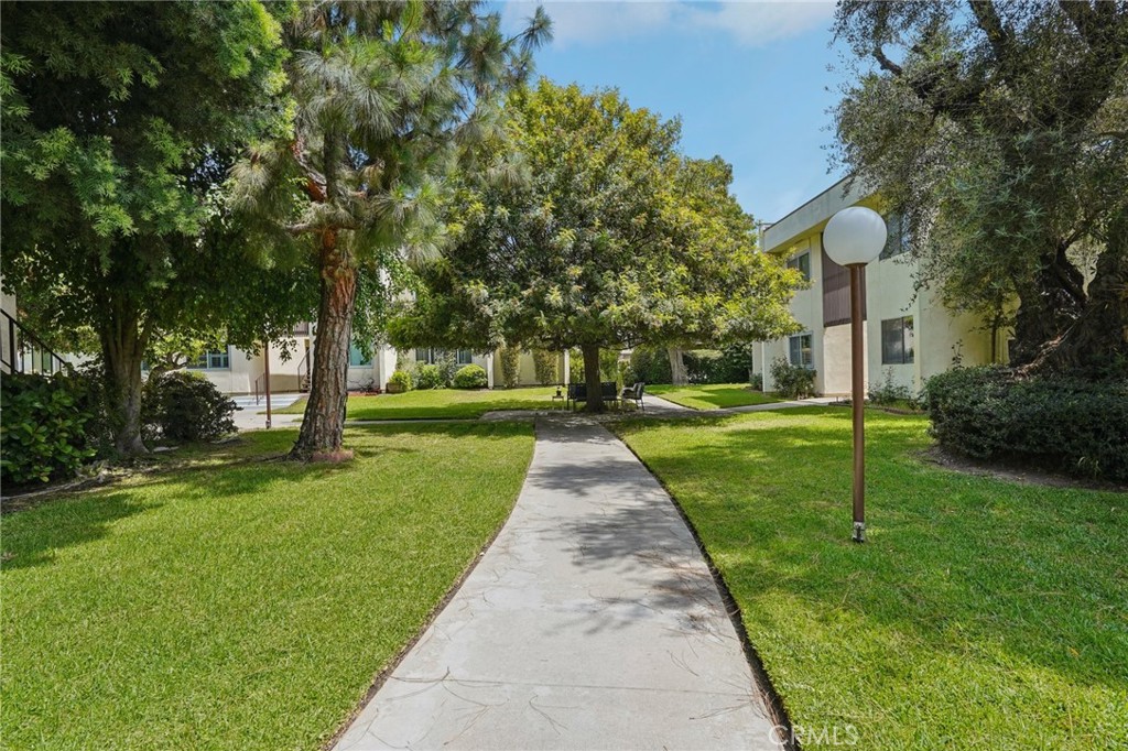 11813 Runnymede Street 27 Property Photo 16