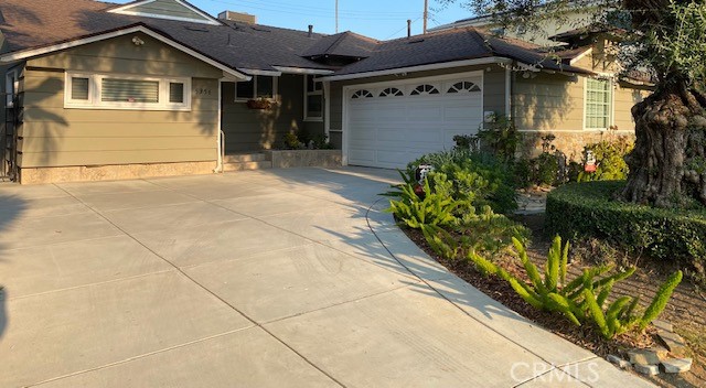 5356 Yolanda Avenue Property Photo 3
