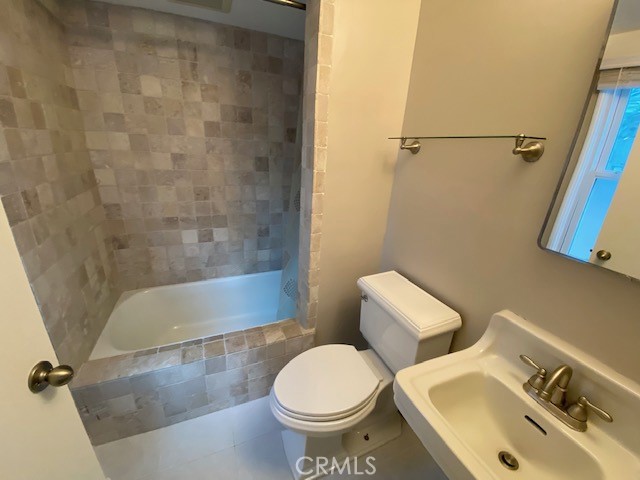 5356 Yolanda Avenue Property Photo 11