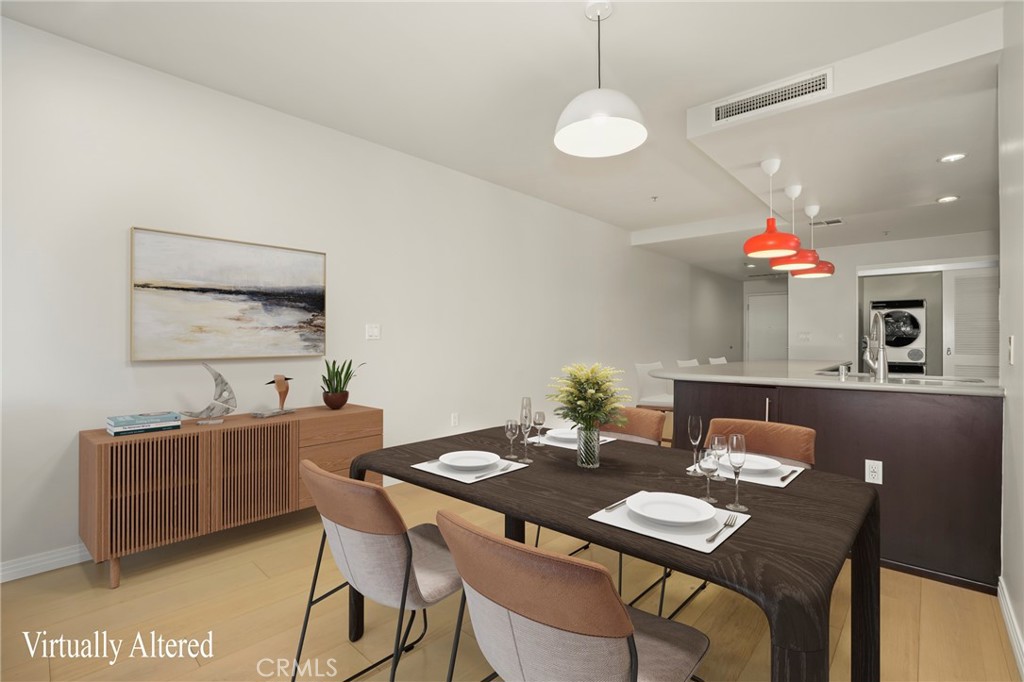 540 S Kenmore Avenue 203 Property Photo 12