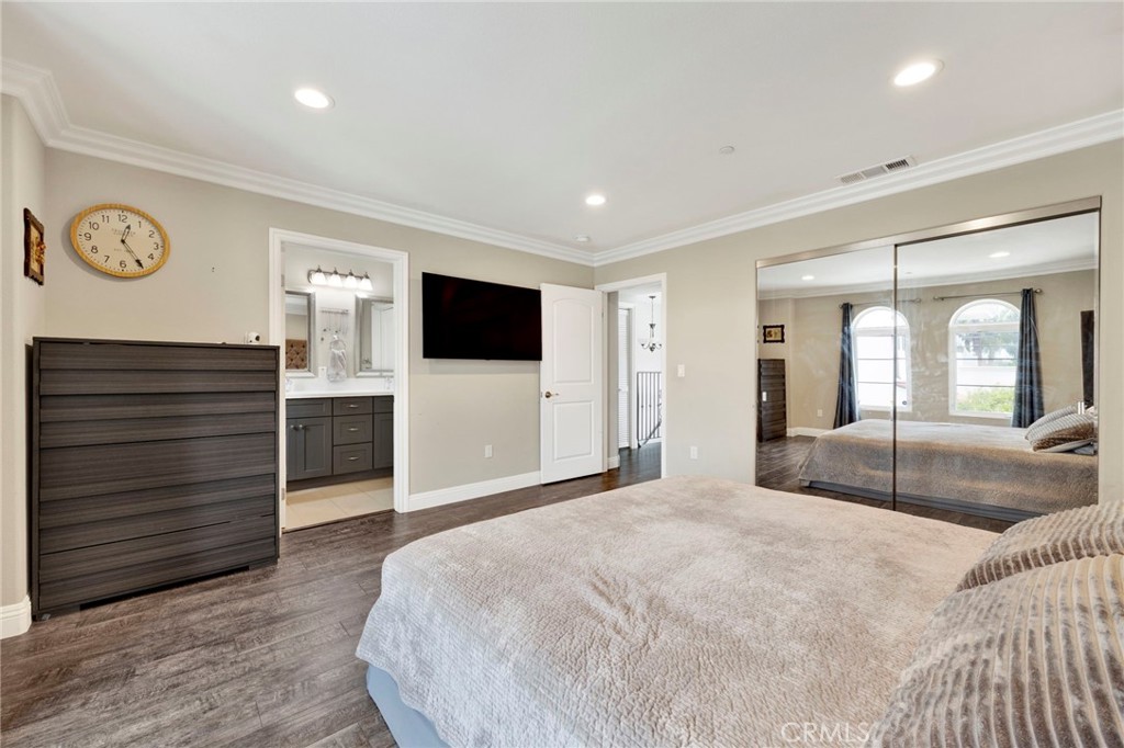 7021 Passons Boulevard Property Photo 15