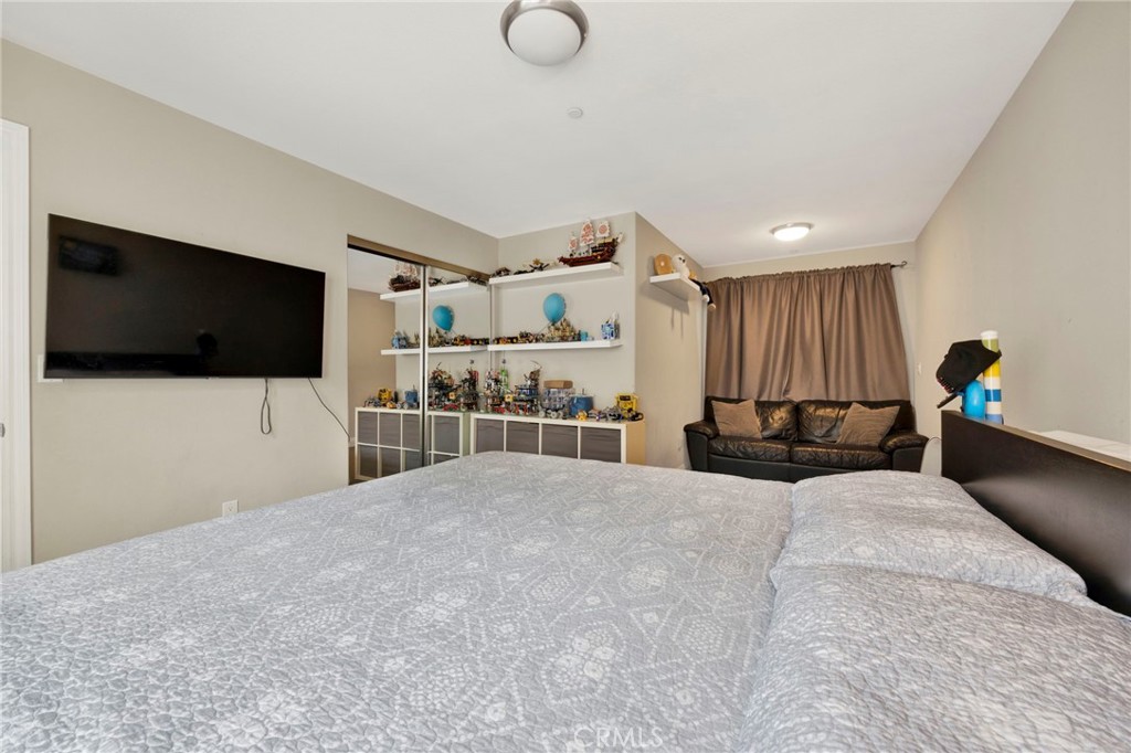 7021 Passons Boulevard Property Photo 21