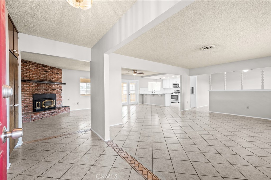 13755 Mohawk Rd Property Photo 5