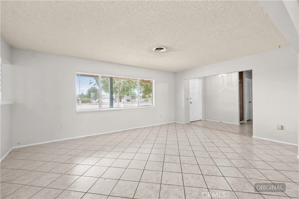 13755 Mohawk Rd Property Photo 9
