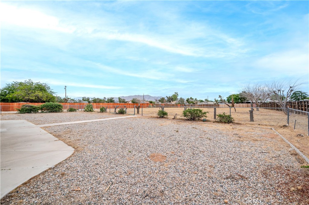 13755 Mohawk Rd Property Photo 44