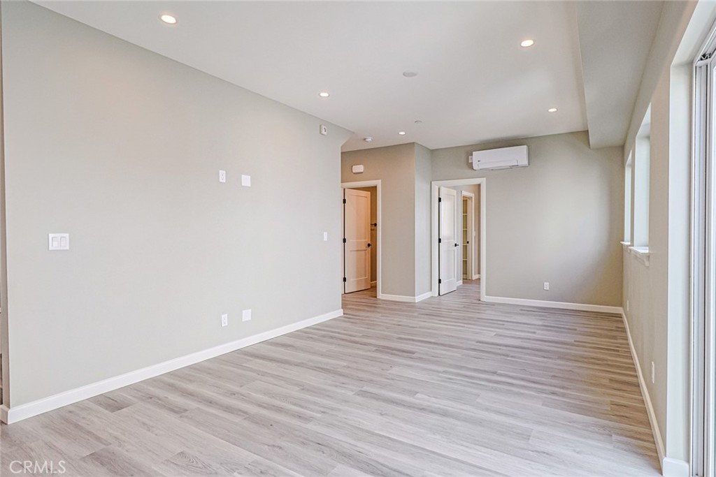 5257 Harmony Property Photo 18