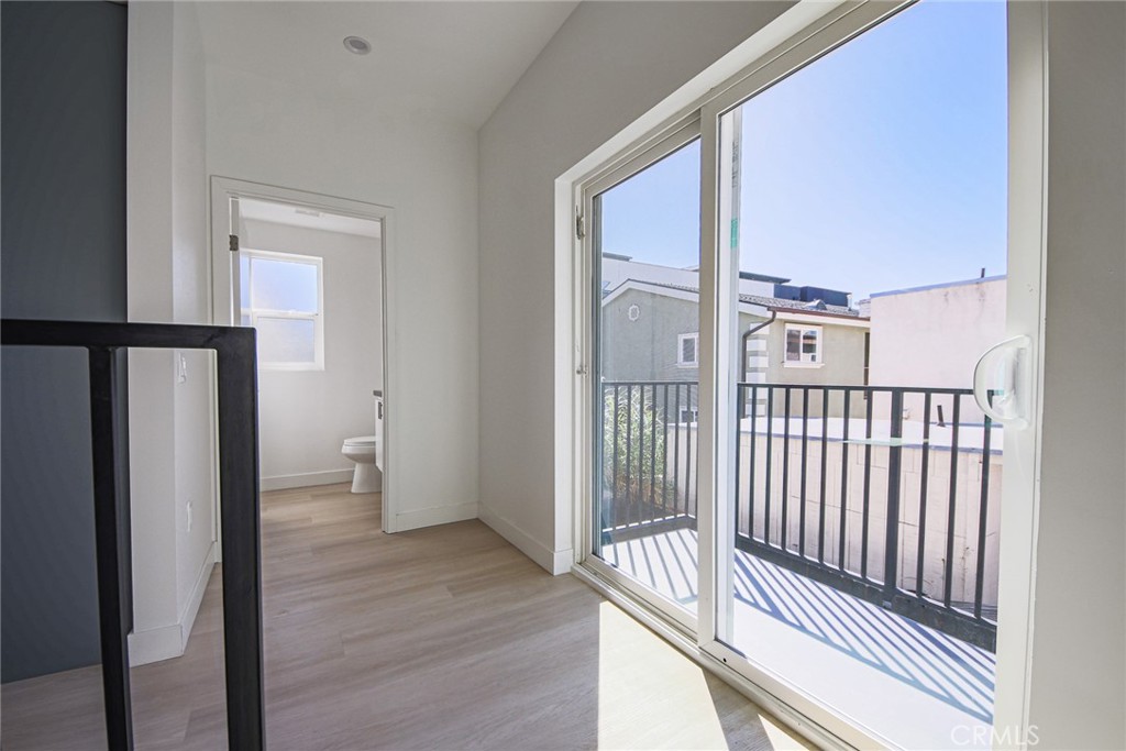 5265 Cartwright Avenue Unit #5263 1/2 Property Photo 33