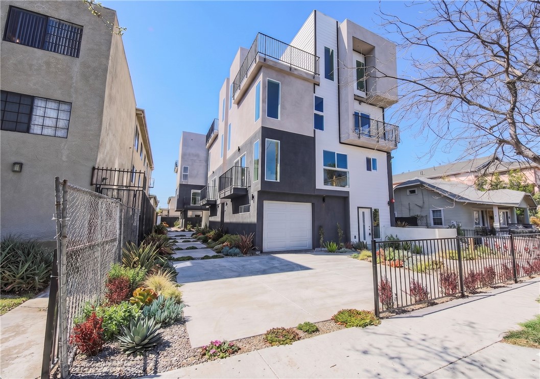 5265 Cartwright Avenue #5263 Property Photo 7