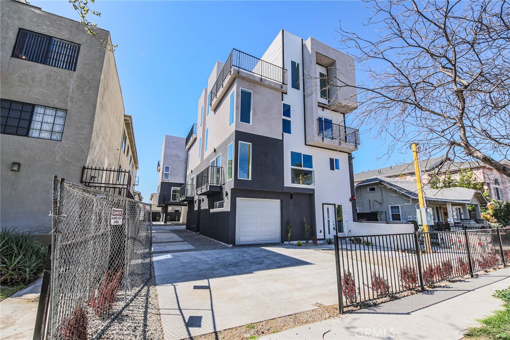 5265 Cartwright Avenue #5263 Property Photo 9
