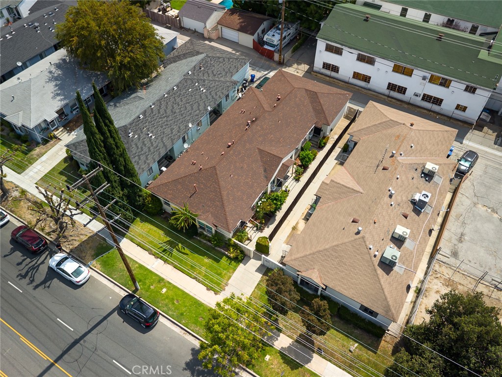 1820 N Hollywood Property Photo 4