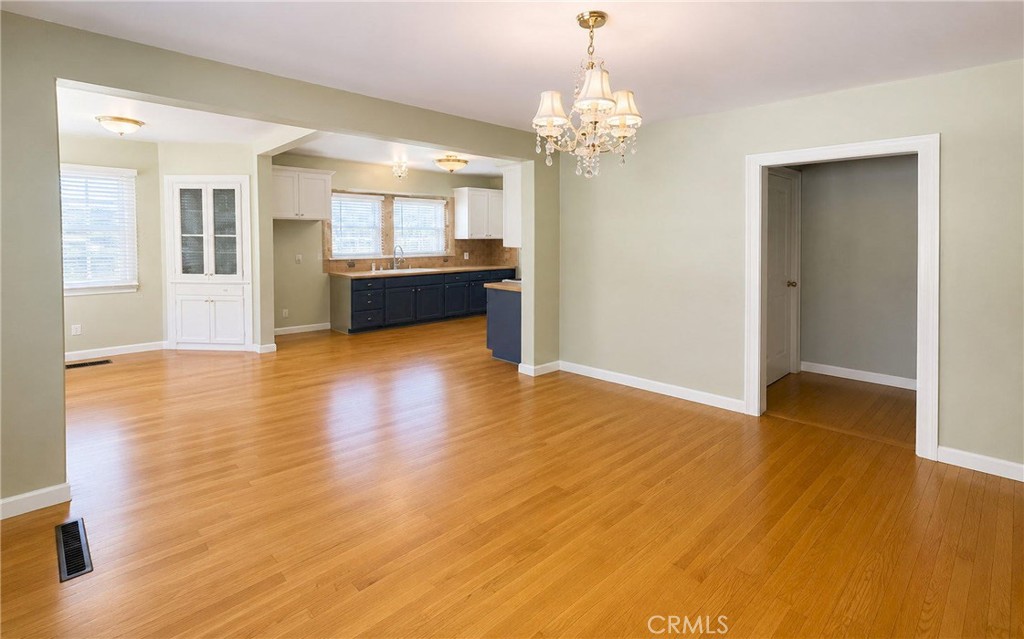 232 E Weldon Property Photo 4