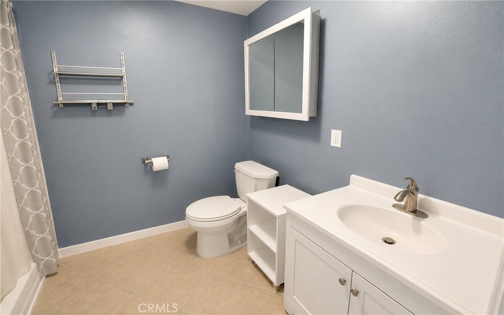 232 E Weldon Property Photo 12