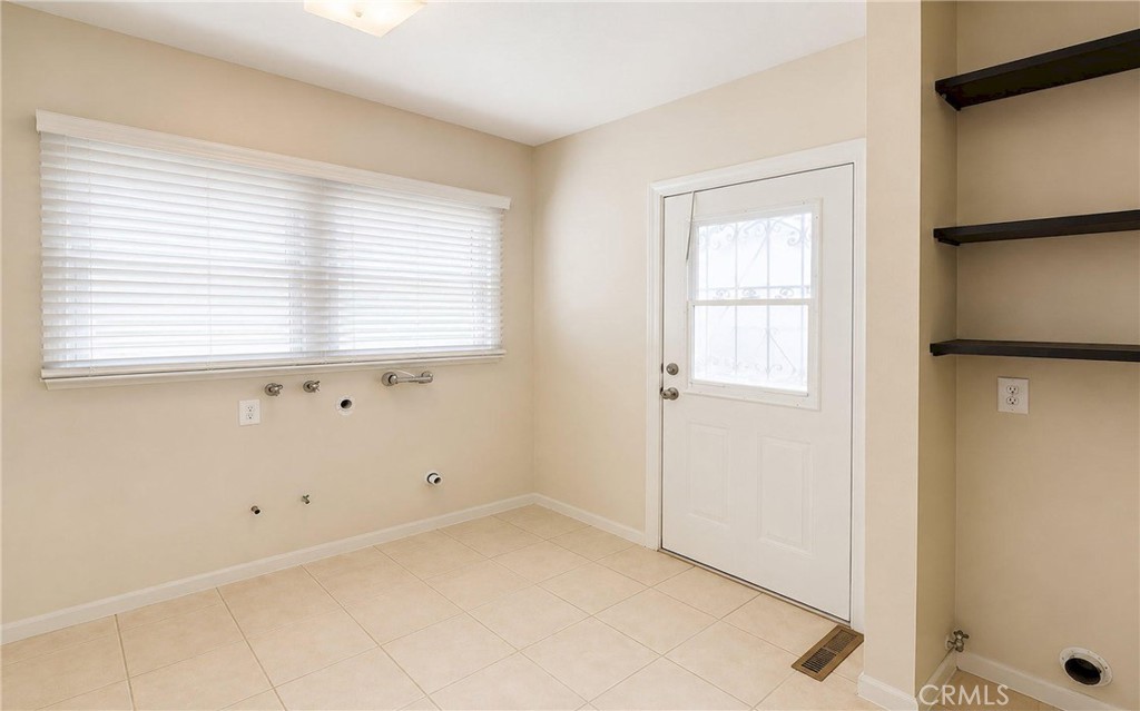 232 E Weldon Property Photo 13