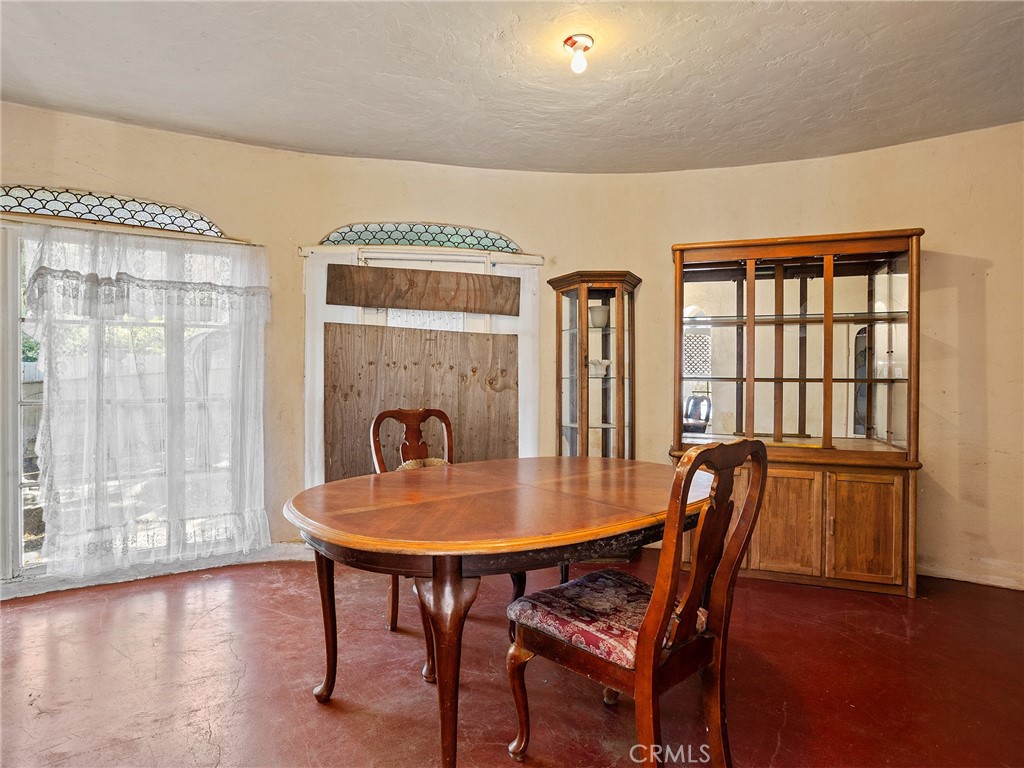 8618 La Tuna Canyon Road Property Photo 7