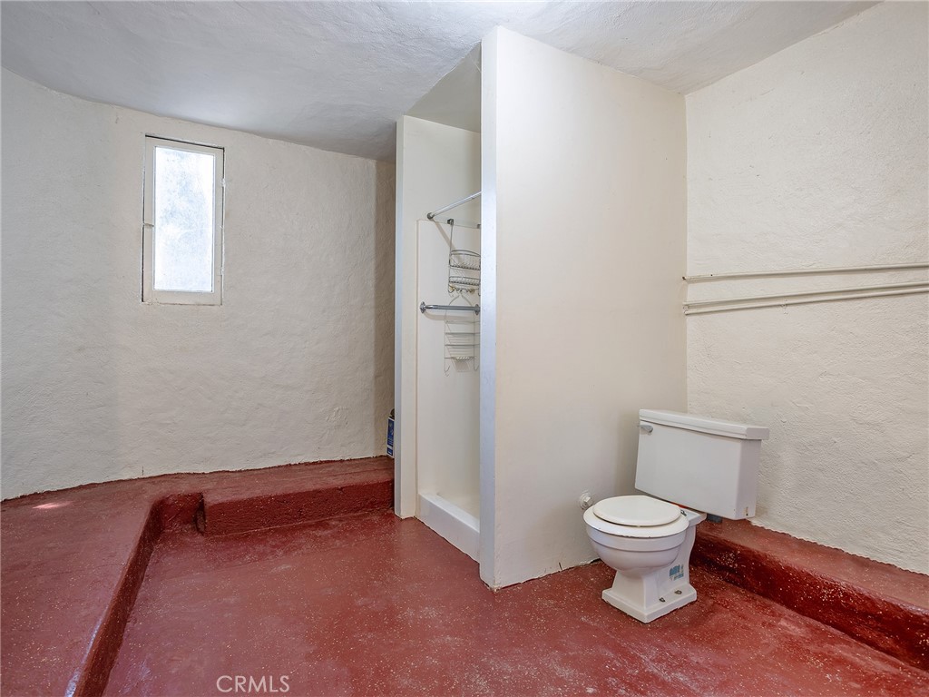 8618 La Tuna Canyon Road Property Photo 18