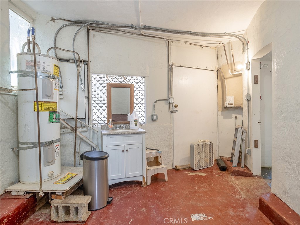 8618 La Tuna Canyon Road Property Photo 19