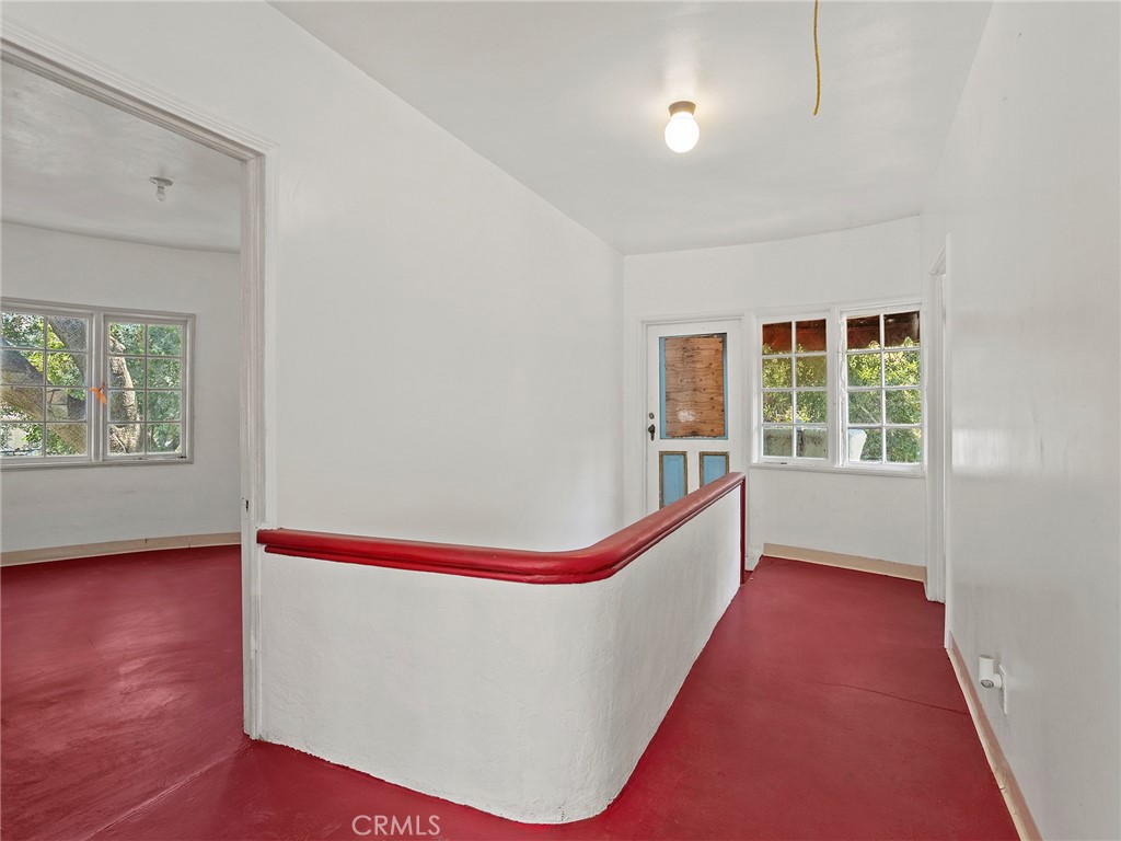 8618 La Tuna Canyon Road Property Photo 20