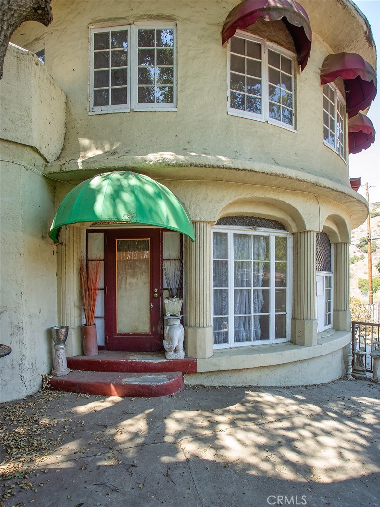 8618 La Tuna Canyon Road Property Photo 24