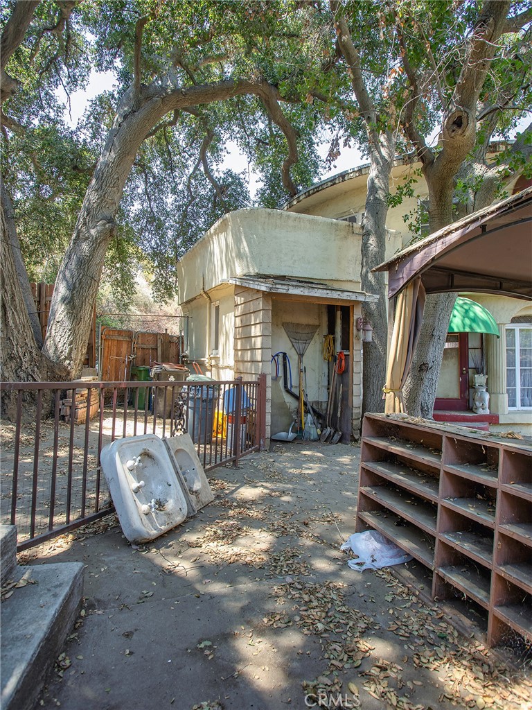 8618 La Tuna Canyon Road Property Photo 25
