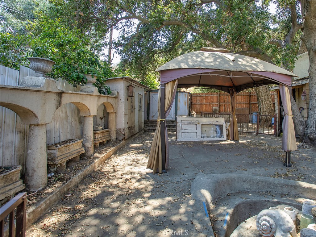 8618 La Tuna Canyon Road Property Photo 29