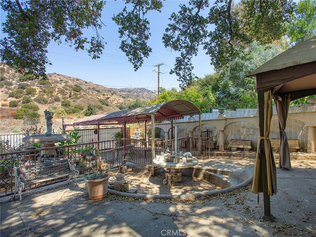 8618 La Tuna Canyon Road Property Photo 30