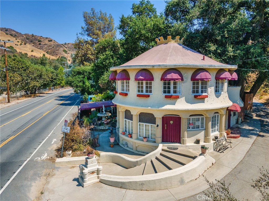 8618 La Tuna Canyon Road Property Photo 41