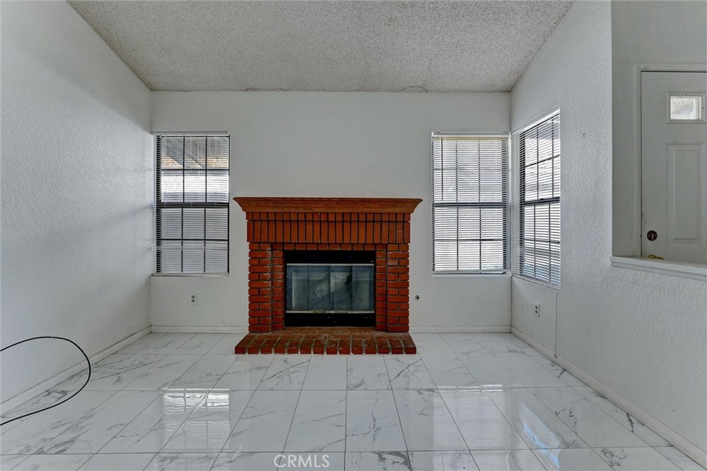 2812 Fairfield Avenue Property Photo 5