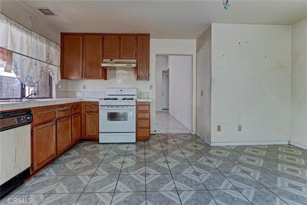 2812 Fairfield Avenue Property Photo 7