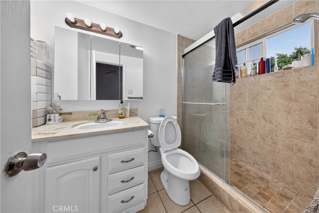 1148 Thompson Property Photo 11