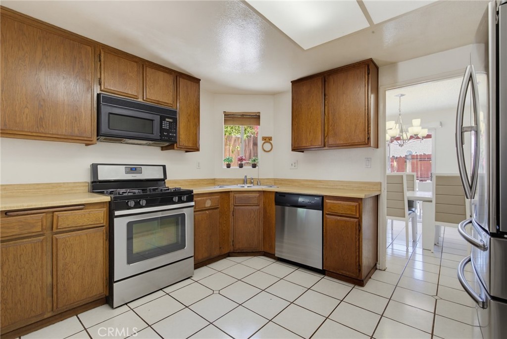 28948 Marilyn Drive Property Photo 6