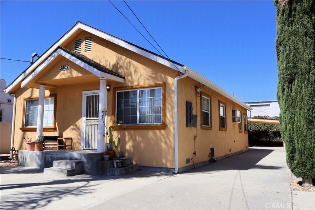 3803 Seneca Avenue Property Photo 1