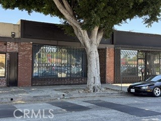 1610 W Magnolia Boulevard Property Photo 2