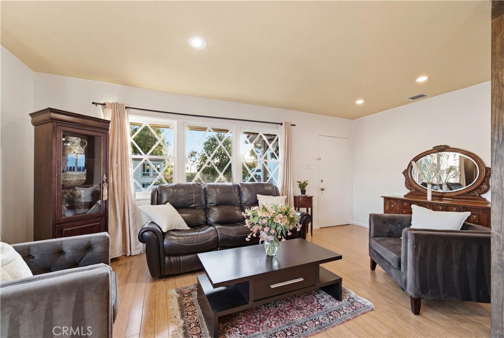 10772 Las Lunitas Property Photo 2