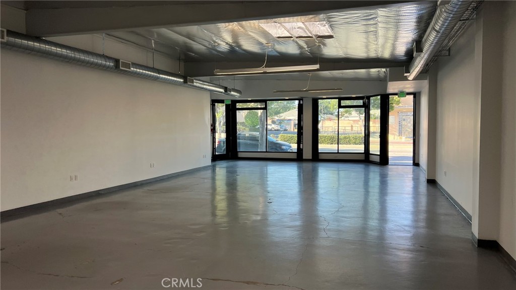 3505 W Beverly Boulevard Property Photo 3