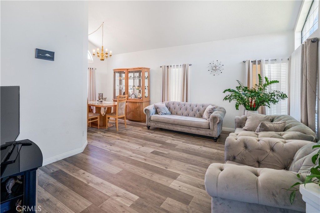 2102 Redrock Ct Property Photo 6