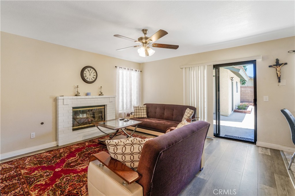 2102 Redrock Ct Property Photo 15