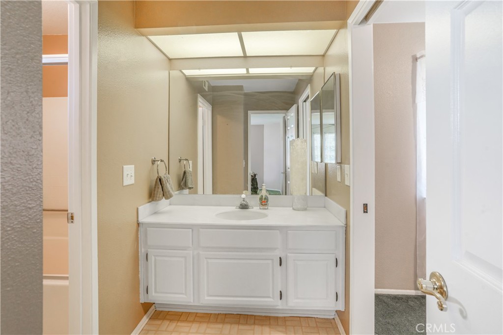2102 Redrock Ct Property Photo 47