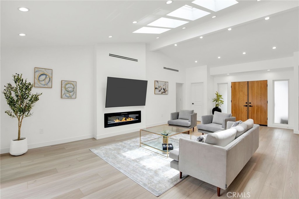 937 Misty Isle Drive Property Photo 8