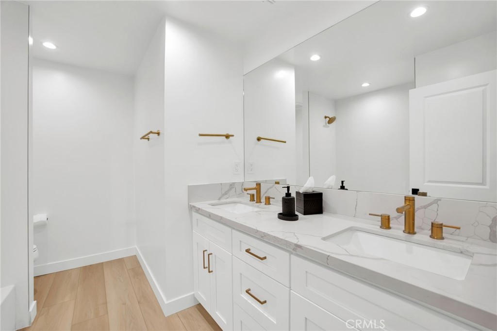937 Misty Isle Drive Property Photo 23