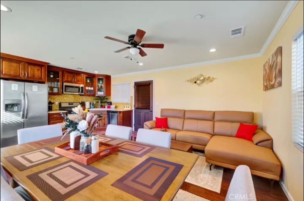 523 Fischer Street Property Photo 2