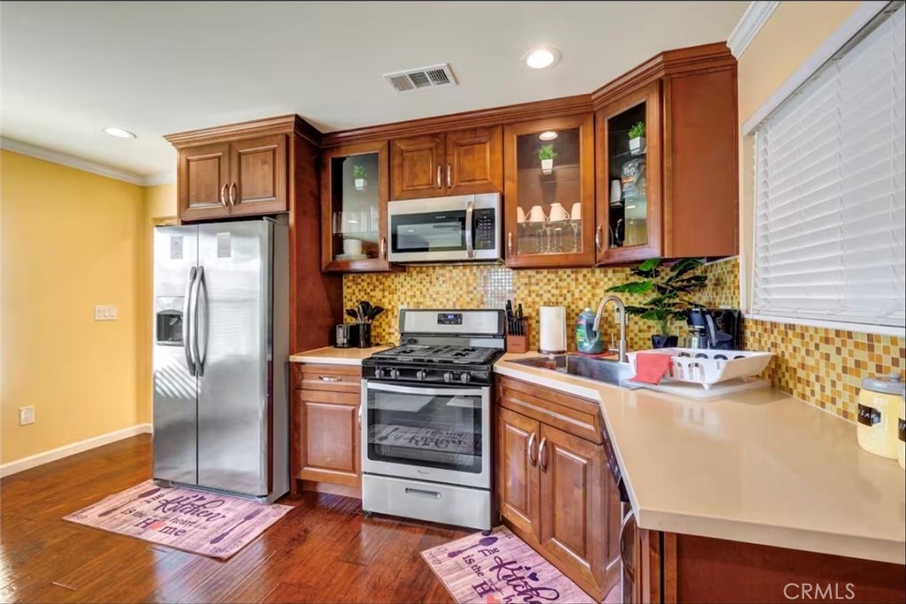 523 Fischer Street Property Photo 3