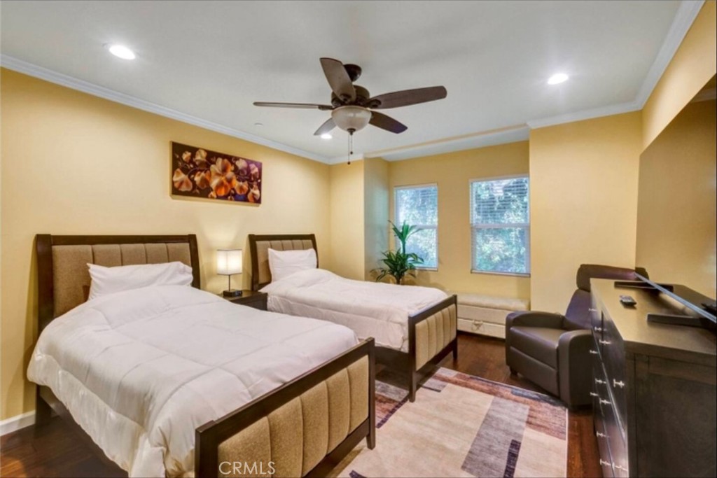 523 Fischer Street Property Photo 11