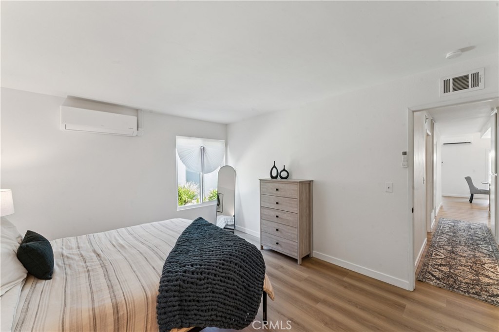 637 Holly Property Photo 19