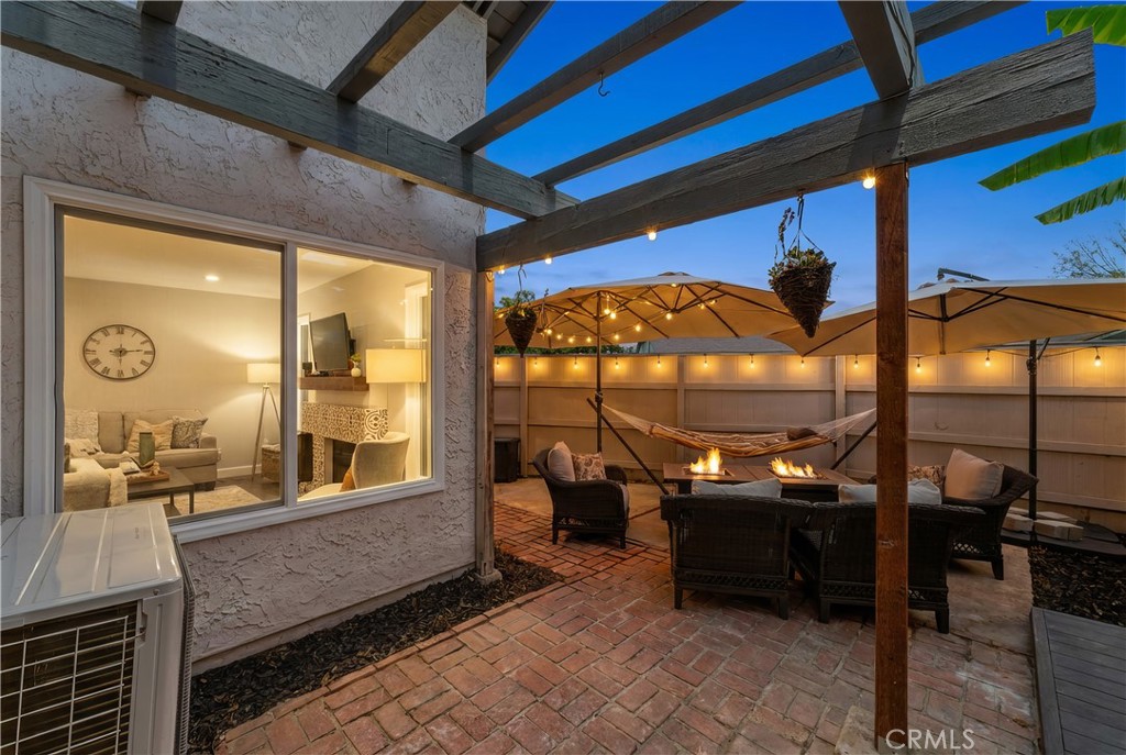 637 Holly Property Photo 35