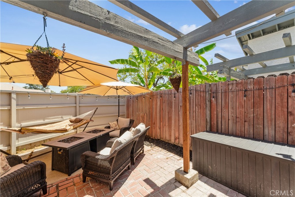 637 Holly Property Photo 36