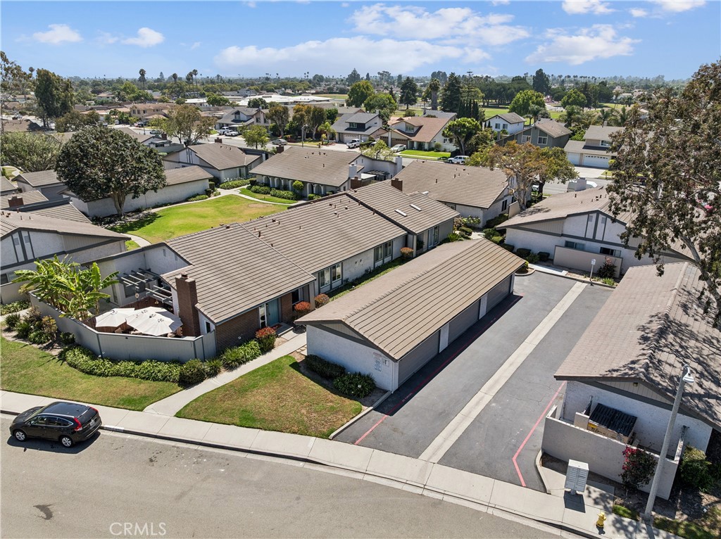 637 Holly Property Photo 47