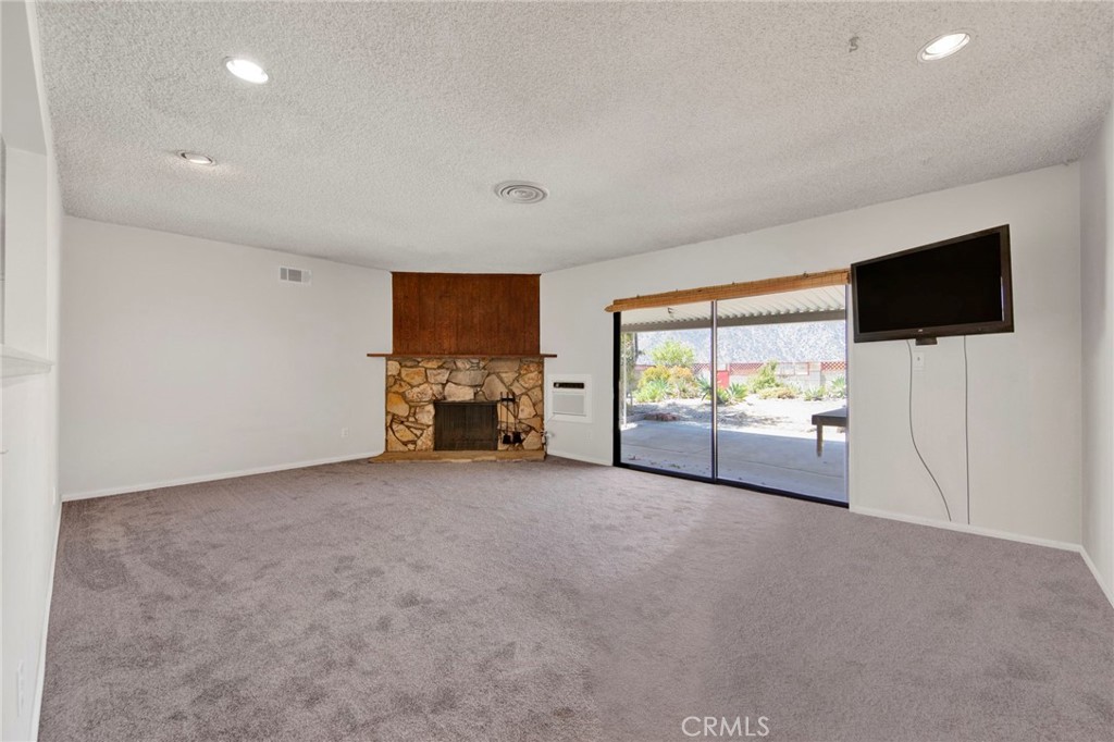 7217 Lonzo Property Photo 7