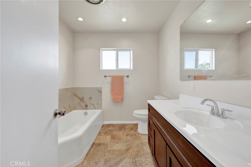7217 Lonzo Property Photo 16