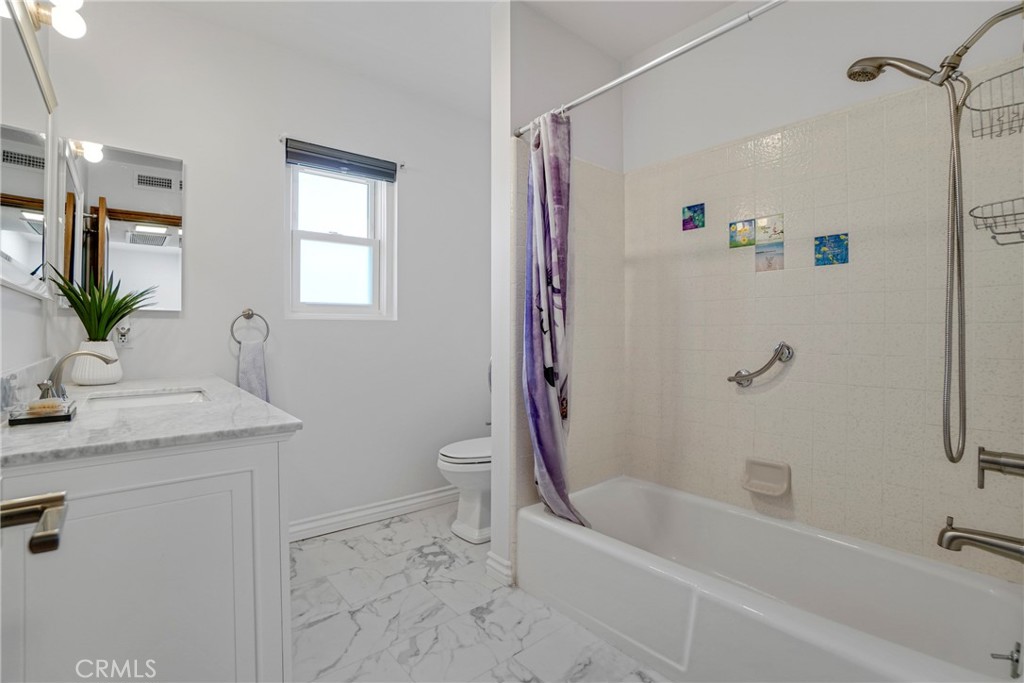 7982 Sangamon Avenue Property Photo 33
